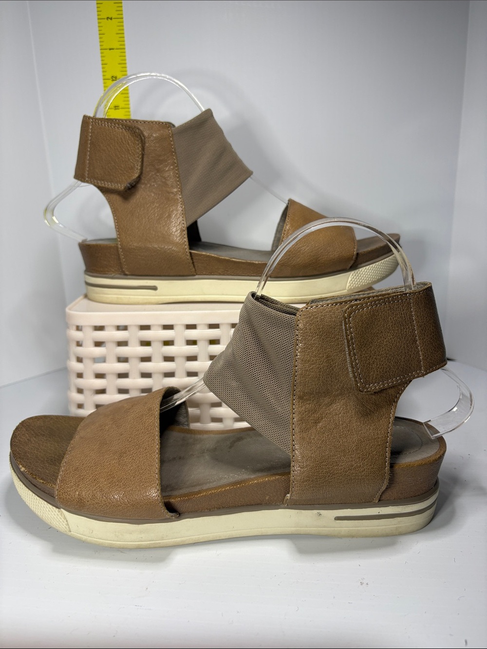 Eileenâ Fisher Brown/Tan Leather Sport Sandals. Box 28